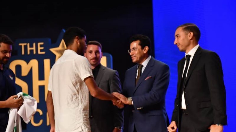 د. أشرف صبحى