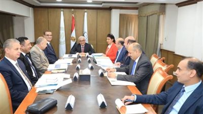 مجلس إدارة صندوق دعم وتمويل وتشييد المشروعات التعليمية يوفر  ١٠٠ ألف مقعد للمدارس 