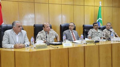 محافظ المنيا يكلف نائبه بعقد مؤتمر مع إدارة التراخيص والتفتيش والمتابعة بالهيئة الهندسية