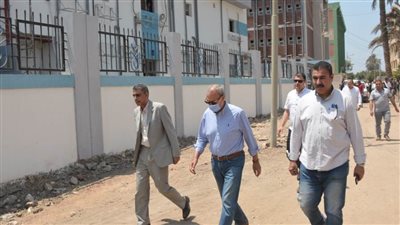 محافظ القليوبية يتابع تنفيذ مشروعات 