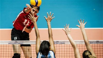 الليلة.. مصر تلتقي بولندا بمونديال شابات الطائرة