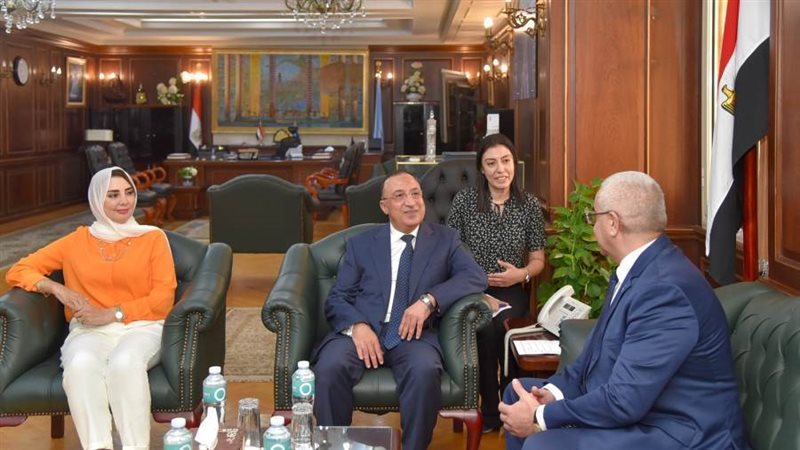 محافظ الإسكندرية