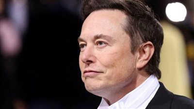 إيلون ماسك يعتزم إزالة العناوين الرئيسية من روابط الأخبار على إكس