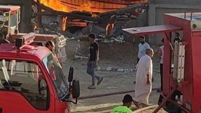 إصابة 13 شخصًا في حريق مصنع كرتون بالبحيرة