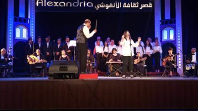 التذوق للموسيقى العربية تتألق بأغاني الزمن الجميل بالأنفوشي