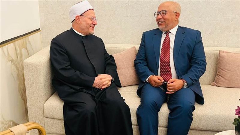 مفتي الجمهورية وأمين