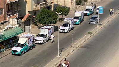 سيارات مستقبل وطن المتنقلة تجوب شوارع الإسماعيلية لبيع السلع الغذائية بأسعار مخفضة