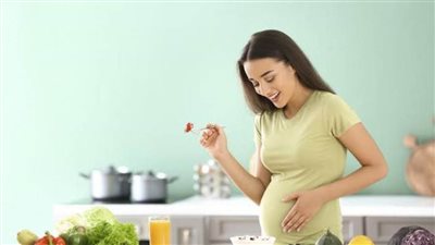لصحة جنينك.. تعرفي على أهم الأطعمة الصحية في فترة الحمل