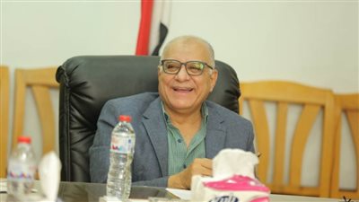 أكرم الشافعي: دفع عجلة التصدير وفتح أسواق جديدة على رأس أولويات 