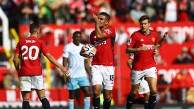 مانشستر يونايتد يهرب من فخ نوتنجهام فورست في البريميرليج