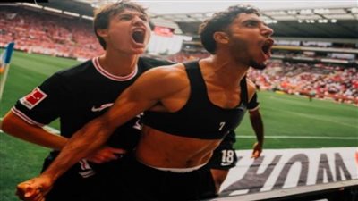 عمر مرموش يسجل في تعادل فريقه آينتراخت فرانكفورت أمام ماينز 1ـ1 في الدوري الألماني