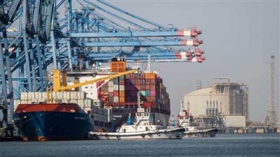 تداول 32 سفينة للحاويات والبضائع العامة بميناء دمياط