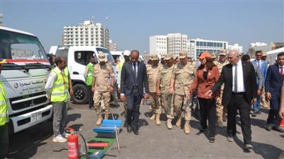 نائب محافظ البحيرة وقائد قوات الدفاع الشعبي والعسكري يتفقدان معسكر الإيواء