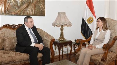 وزيرة الثقافة تجتمع ووفد مبادرة «إسناد السودانيين المتأثرين بالحرب»