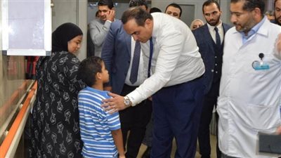 رئيس هيئة الرعاية الصحية يتفقد مجمع الإسماعيلية الطبي 