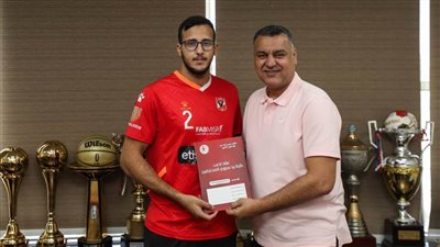 الأهلي يتعاقد مع نبيل شريف لتدعيم فريق اليد