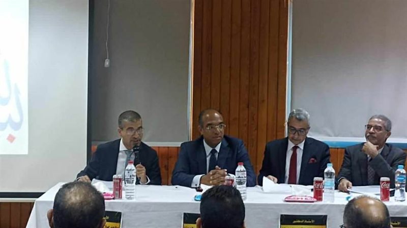 رئيس لجنة الصحة بمجلس