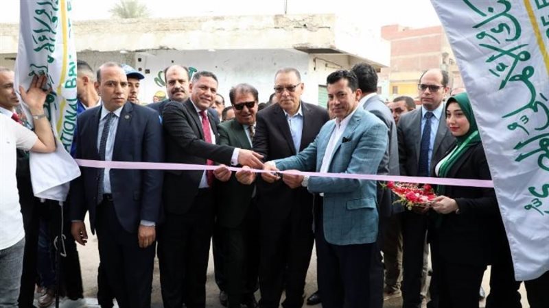 وزير الرياضة ومحافظ