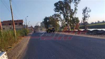 مشاركة مجتمعية واسعة في حملة تسوية وتمهيد الطرق بكفر الشيخ