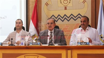 محافظ كفر الشيخ يوجه بتنفيذ برامج الخطة الاستثمارية للعام المالي 2023-2024 