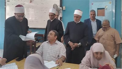 وكيلا قطاع المعاهد الأزهرية يتفقدان مركز تصحيح القاهرة