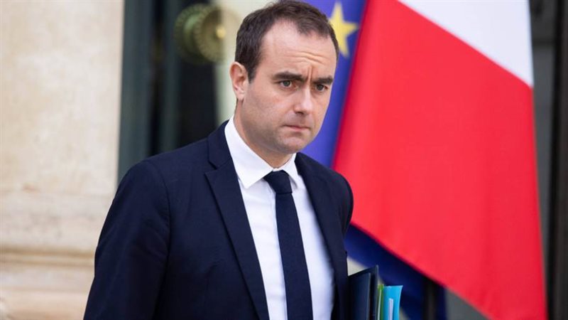 وزير الجيوش الفرنسي