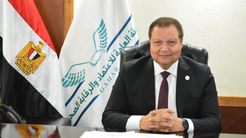 د. أحمد طه رئيس مجلس