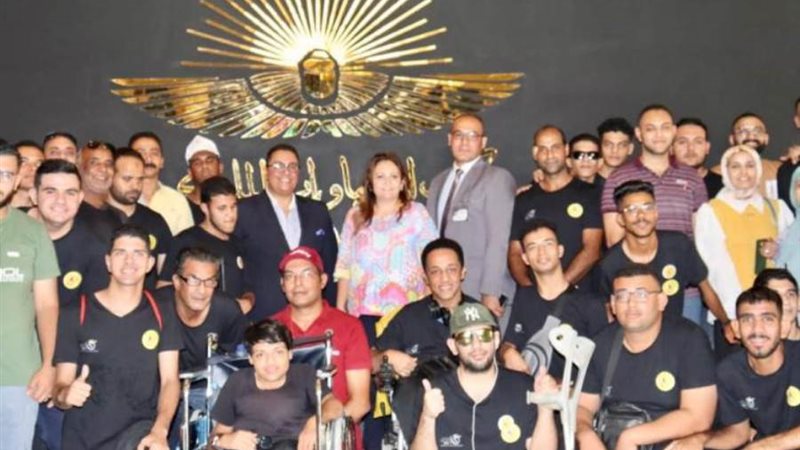 طلاب الجامعات من