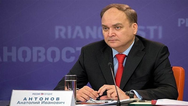 أناتولي أنطونوف السفير