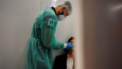 فرنسا تسجل أول حالة إصابة بمتحور 