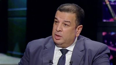 عبد الرازق توفيق: حرية‭ ‬الرأي‭ ‬والتعبير‭ ‬قضية‭ ‬مطروحة‭ ‬في‭ ‬كل‭ ‬عصر