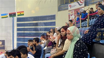 حضور جماهيرى لمؤازرة منتخب مصر أمام بوروندى فى افتتاح إفريقيا للطائرة  