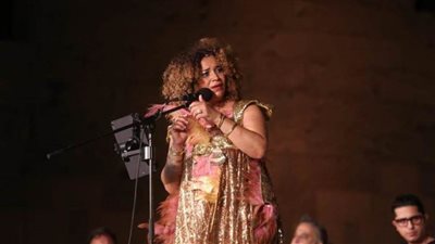 غالية التونسية تخاطب وجدان الجمهور.. ومؤلفات خرما العصرية تنال الإعجاب