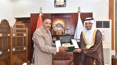 محافظ مطروح يستقبل قنصل عام السعودية بالإسكندرية