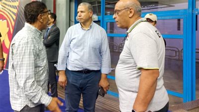 مدير البطولة الإفريقية للطائرة يطمئن على الوفود ويتفقد الصالات