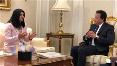 وزير الصحة يبحث فرص التعاون مع نائب وزير الصحة بدولة أرمينيا