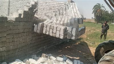 إزالة 130 حالة تعد على الأرض الزراعية وأملاك الدولة بمراكز المنيا