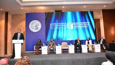 رئيس الرعاية الصحية يشارك في جلسة 