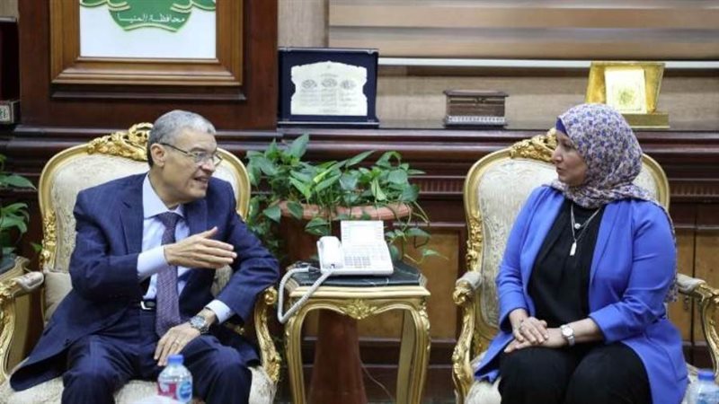 نقيب التمريض ومحافظ