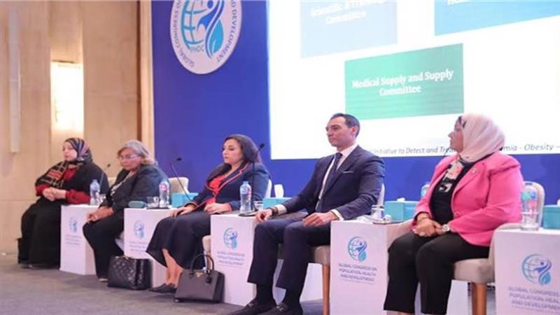 جلسة حوارية بمؤتمر