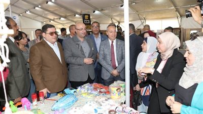 افتتاح معرض 