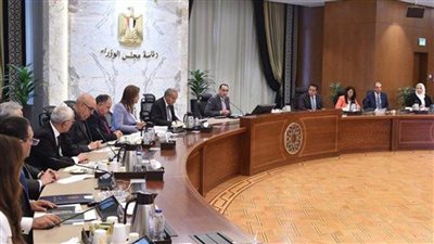 رئيس الوزراء يترأس اجتماع اللجنة الوزارية للعدالة الاجتماعية