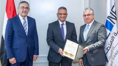 اقتصادية قناة السويس: منح الرخصة الذهبية لمشروعات داخل المنطقة الصناعية بالسخنة