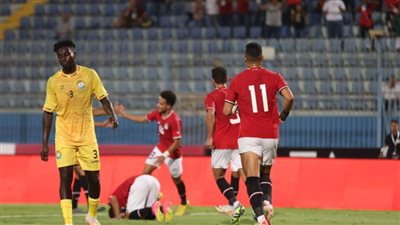 فيتوريا يوضح سبب استبعاد بوبو وموعد انضمام صلاح لمعسكر منتخب مصر