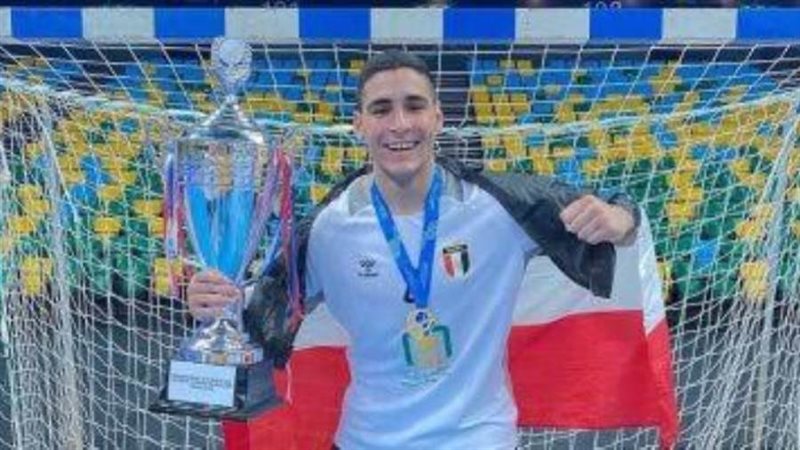 عمر شريف ليد