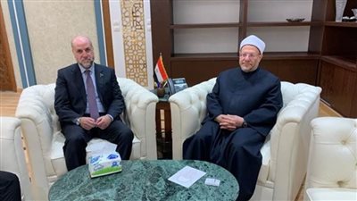 مفتي الجمهورية يبحث مع مستشار الرئيس الفلسطيني سبل تعزيز التعاون 