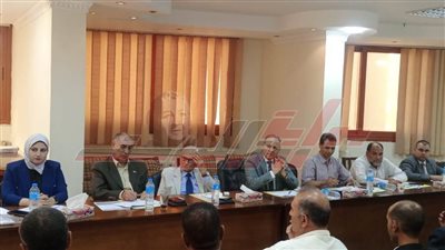 إجراء المقابلات مع المتقدمين لوظائف الإدارة المدرسية بإدارة بيلا التعليمية