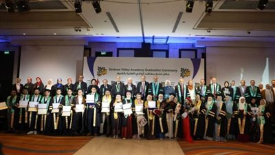 معاهد الوادي العليا بمدينة العبور تحتفل بتخريج دفعة جديدة من طلابها... وتستعد لاستقبال طلاب العام الدراسي الجديد