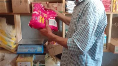 تحرير 73 محضرًا تموينيًا خلال حملات رقابية بالمنيا