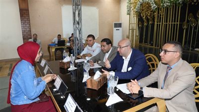 مقابلات شخصية لاختيار 1000 قائد سكاني ب40 مجلس قروي ببني سويف 